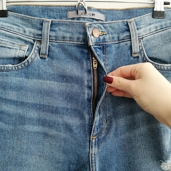 Joe's High Rise Straight Leg Ankle Jeans in Canella Distressing 31 (12) - Picture 8 of 16